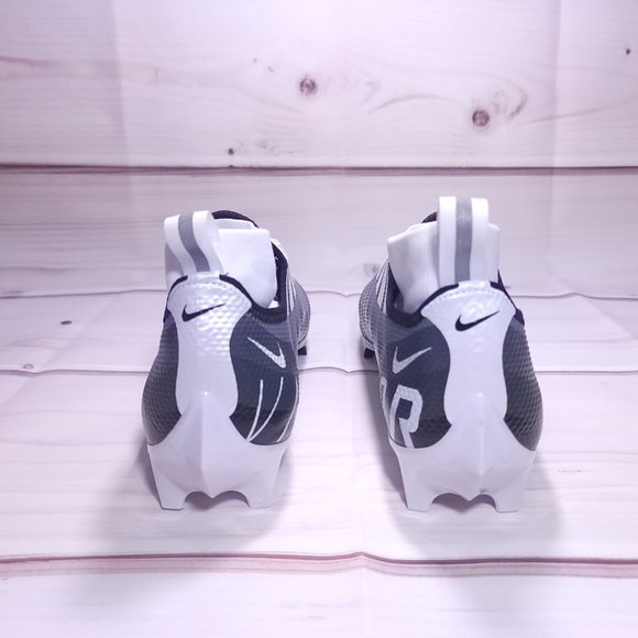 Nike Vapor Edge Pro 360 Men\'s Football Cleats - Size 8 - DQ3670-001